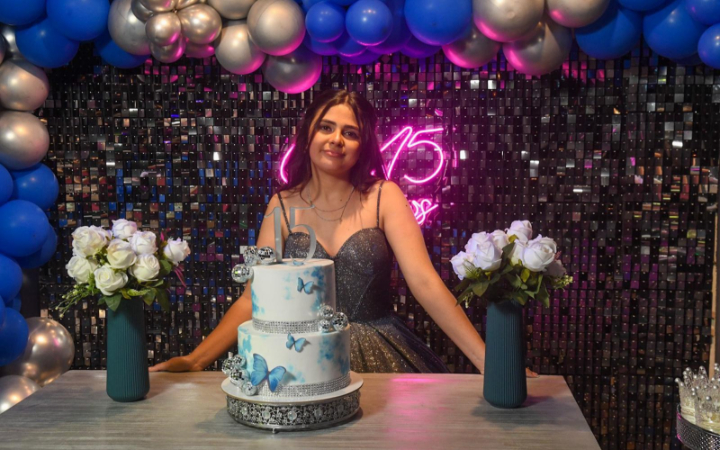 NUEVO SALON AZUL 2